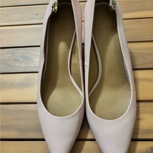 Tory Burch Soft Pink Women's Flats